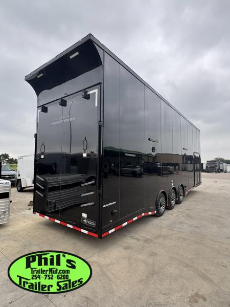 New CONTINENTAL CARGO NEW 85X34 STACKER ENCLOSED RACE TRAILER CAR HAULER TRAILER CARGO TRAILERS Car / Racing Trailer