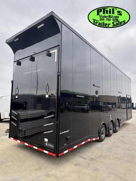 New CONTINENTAL CARGO NEW 85X34 STACKER ENCLOSED RACE TRAILER CAR HAULER TRAILER CARGO TRAILERS Car / Racing Trailer