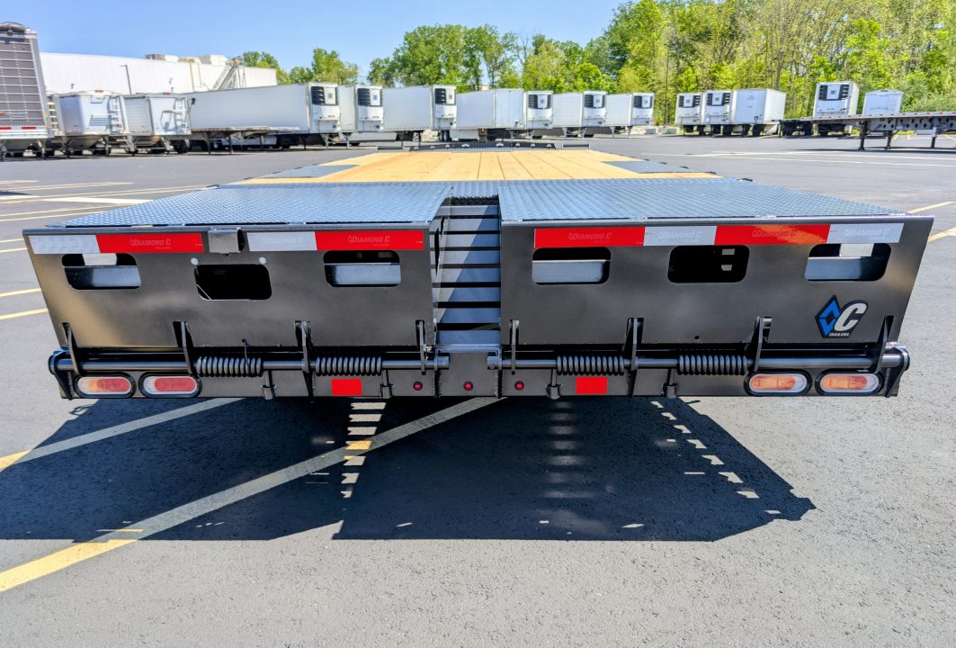 New Diamond C DEC-210-24' Deck over 23K (GVWR) Max Ramp Equipment Trailer