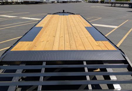 New Diamond C DEC-210-24' Deck over 23K (GVWR) Max Ramp Equipment Trailer