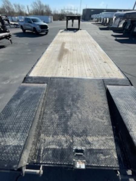 Used 2023 Circle D 8.5x32 GN flatbed Equipment Trailer