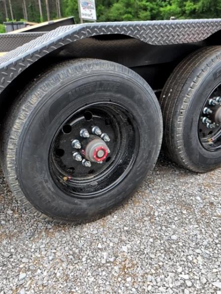 New 2026 Diamond C Trailers HDT210 - PACESETTER Tilt Trailer