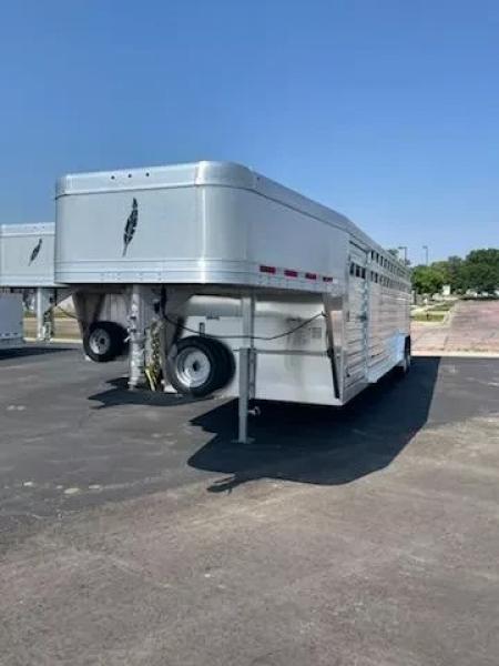 New 2025 Featherlite model 8127 7.5x28 Livestock