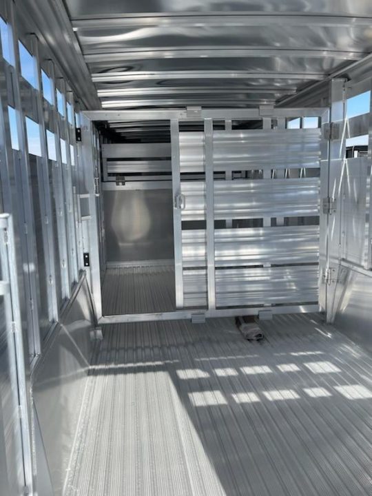 New 2025 Featherlite model 8127 7x20 Stock
