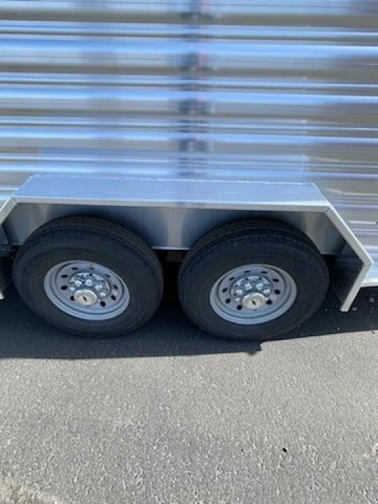 New 2025 Featherlite model 8127 7x20 Stock