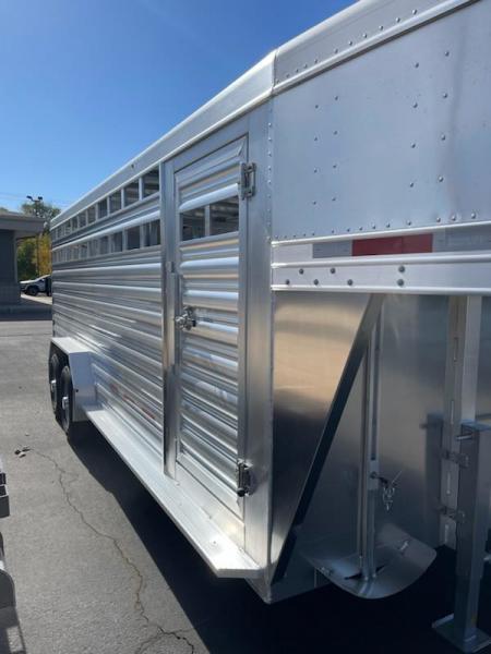 New 2025 Featherlite model 8127 7x20 Stock