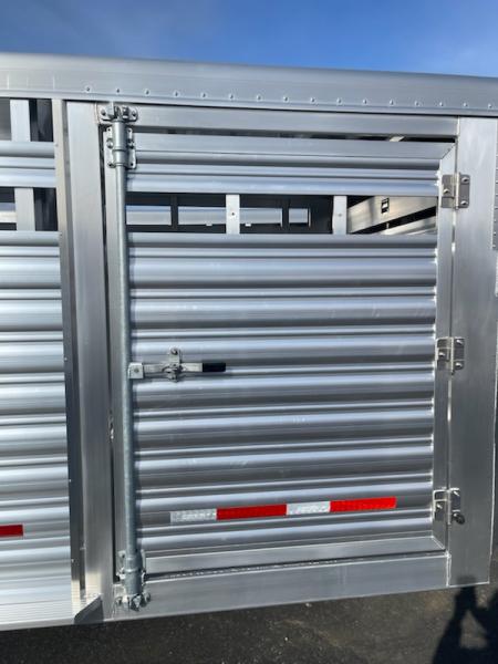 New 2026 Featherlite Trailers model 8127 7.5x26