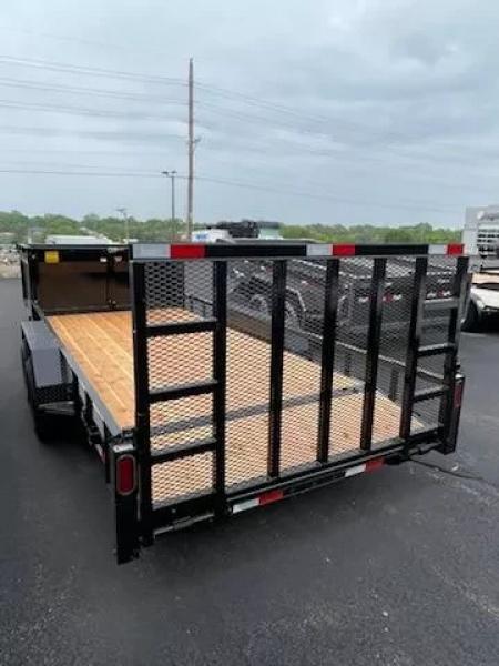 New 2025 H and W Trailers 22' Lawn care Trailer