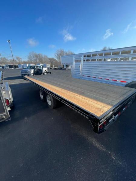 New 2024 H and W Trailers H&W deckover 22' Equipment Trailer