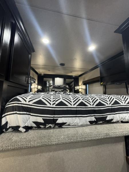 New 2026 Exiss Trailers Escape 7308 LQ Horse Trailer