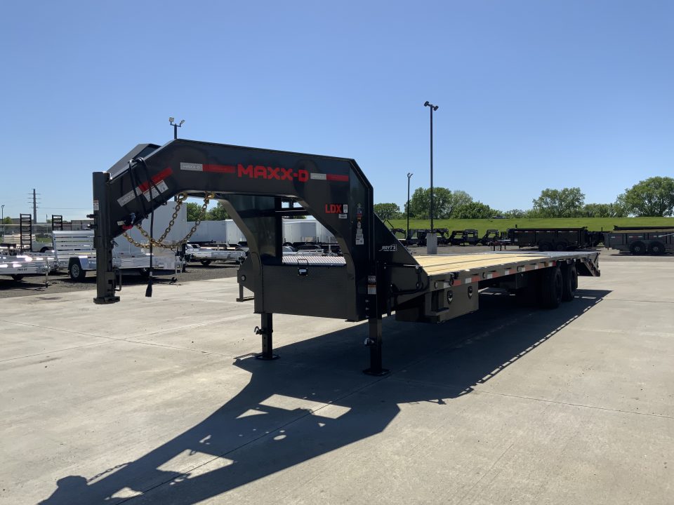 New 2026 MAXX-D LDX 102 X30 Flatbed Trailer