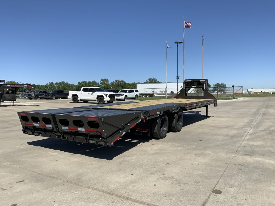New 2026 MAXX-D LDX 102 X30 Flatbed Trailer