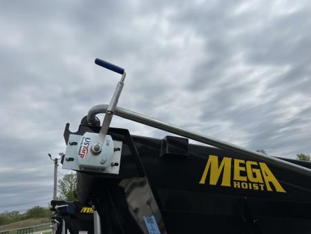 New 2026 Big Tex 14TDX-14 hydraulic jack, swing arm tarp