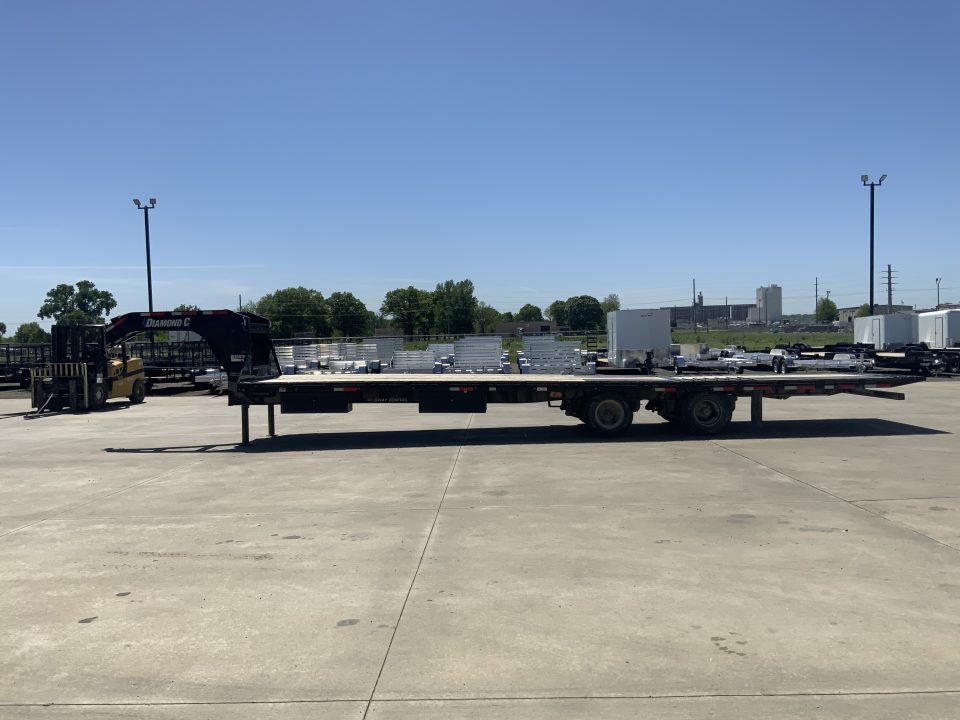 Used 2024 Diamond C FMAX212 102 X 35 Gooseneck Flatbed Trailer