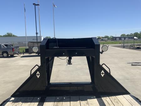 Used 2024 Diamond C FMAX212 102 X 35 Gooseneck Flatbed Trailer