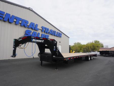 New 2026 Diamond C Trailers Fmax212 40' Gooseneck Deckover Trailer