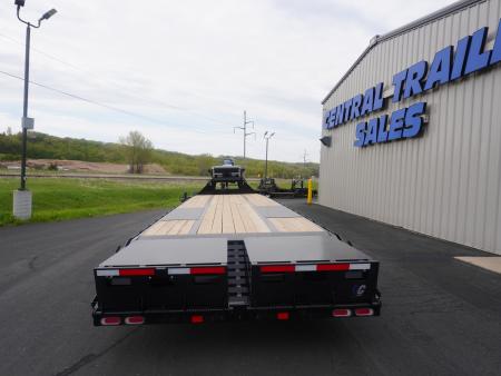 New 2026 Diamond C Trailers Fmax212 40' Gooseneck Deckover Trailer