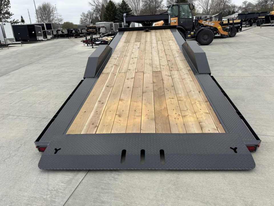 New 2026 Double A CT147-24 Gooseneck Bodies