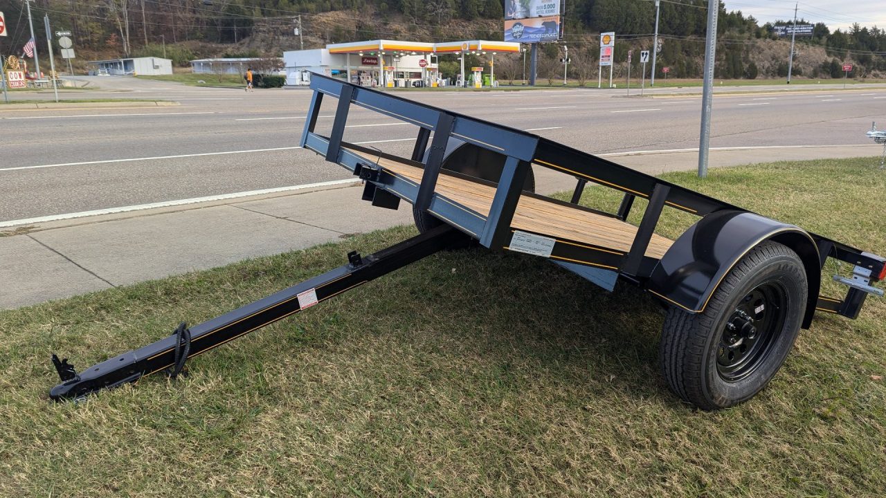 New 2026 P & T Trailers 5X8 STT Utility Trailer