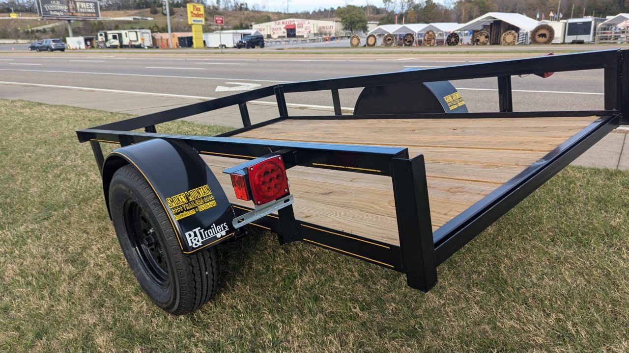 New 2026 P & T Trailers 5X8 STT Utility Trailer
