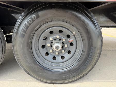New #144246 2026 MP CUSTOM 40 X 102 TANDEM AXLE 14K FLATBED GOOSENECK W/ SLIDE IN RAMPS