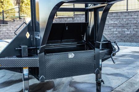 New Diamond C 25' FMAX210 Gooseneck w/Max Ramps