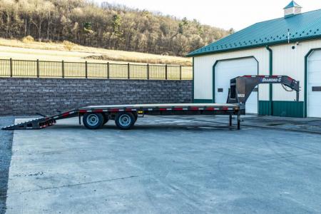 New Diamond C 25' FMAX210 Gooseneck w/Max Ramps