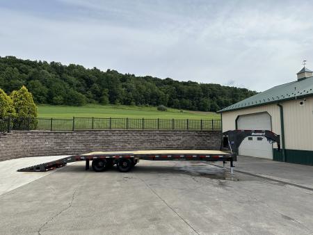 New Diamond C 30' FMAX210 Gooseneck w/Max Ramps