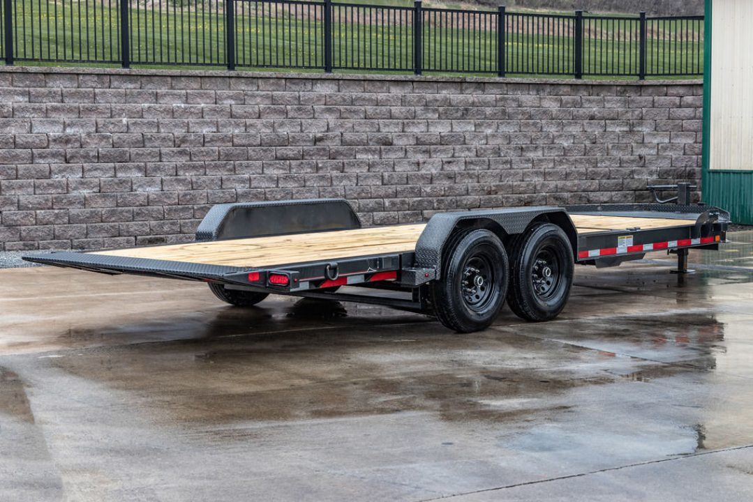 New Diamond C 22' Hydraulic Dampening Tilt (HDT 207)