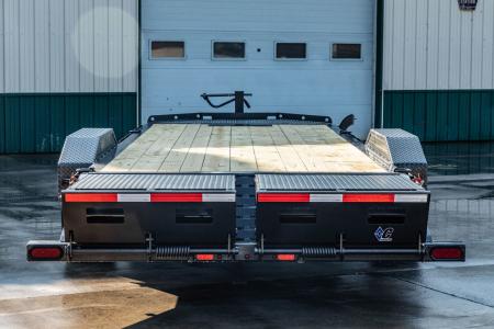 New 2024 Diamond C Trailers LPX 210 WITH MAX RAMPS 22' Equipment Trailer