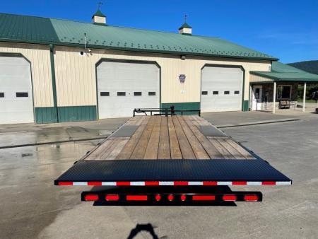 New PJ Trailers 22' Hydraulic Deckover Tilt (T8)