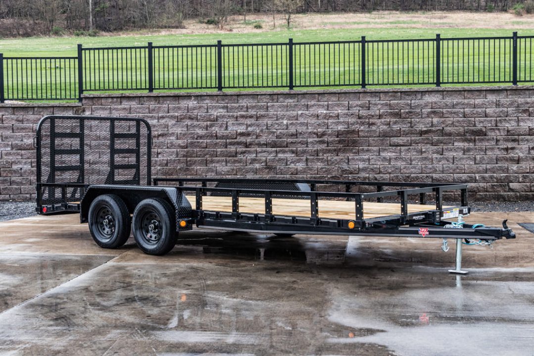 New PJ Trailers 18' Tandem Axle Utility (UL) - HD Mesh Gate