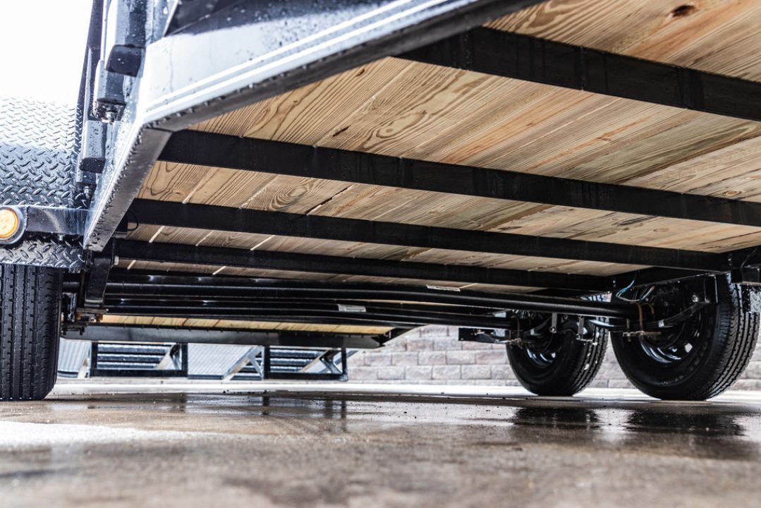 New PJ Trailers 18' Tandem Axle Utility (UL) - HD Mesh Gate