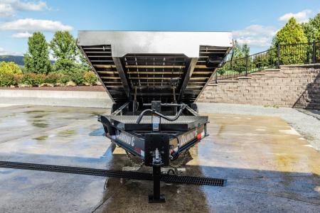 New Diamond C 24' Hydraulic Deckover Tilt (DET 210)