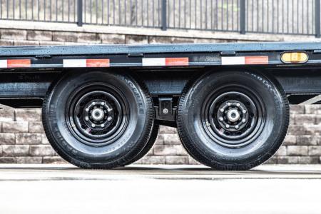 New PJ Trailers 20' I-Beam Deck Over with Slide in Ramps (F8)