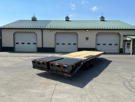 New Diamond C 24' I-Beam Deck Over with MAX Ramps (DEC207)