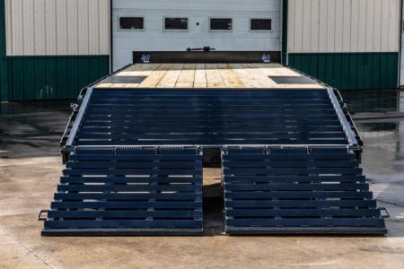 New Diamond C 24' I-Beam Deck Over with MAX Ramps (DEC208)