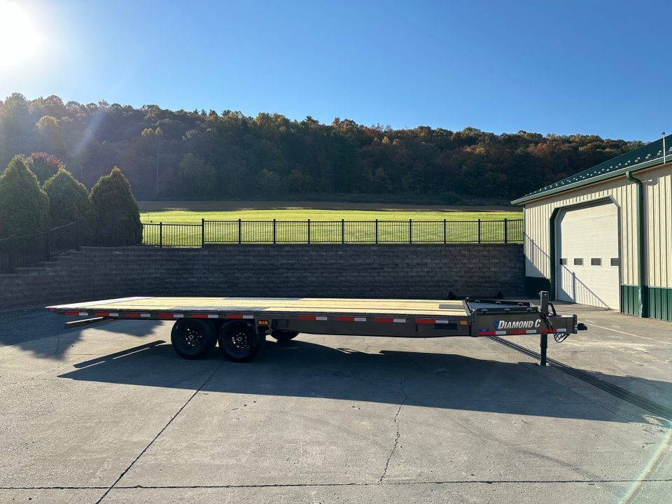 New Diamond C 24' Deckover Tilt (DET207)
