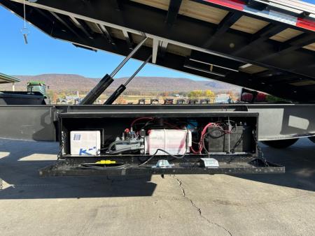 New Diamond C 24' Deckover Tilt (DET207)