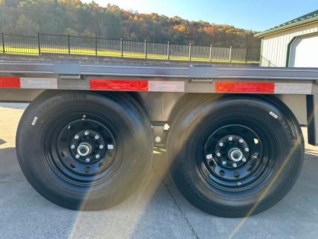 New Diamond C 24' Deckover Tilt (DET207)