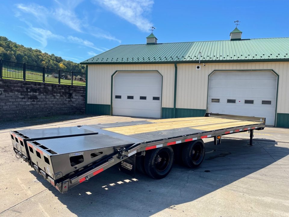 New 2025 Diamond C Trailers PX212 Pintle Hitch w/ Duals 25' Equipment Trailer