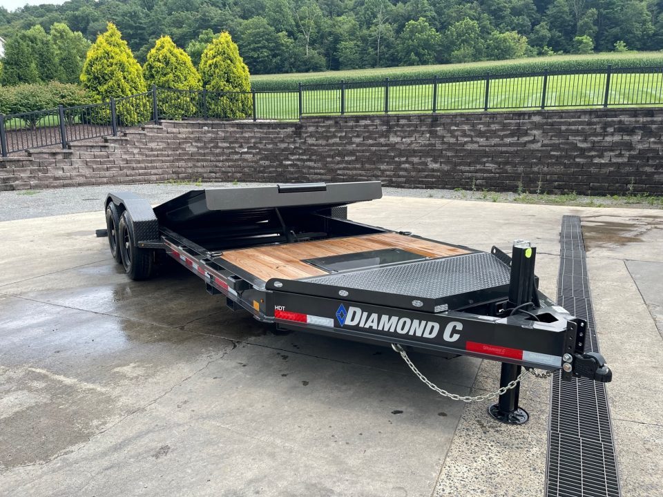 New Diamond C 22' Hydraulic Dampening Tilt (HDT207)