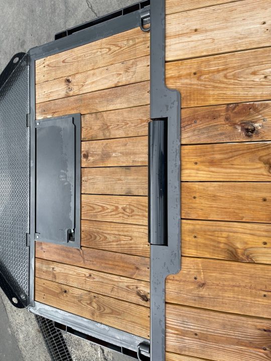 New Diamond C 22' Hydraulic Dampening Tilt (HDT207)