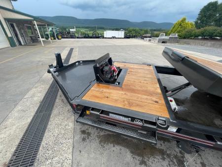 New Diamond C 22' Hydraulic Dampening Tilt (HDT207)