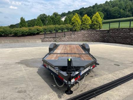 New Diamond C 22' Hydraulic Dampening Tilt (HDT207)