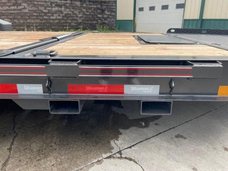 New Diamond C 22' Hydraulic Dampening Tilt (HDT207)