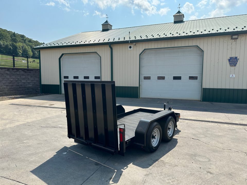 New Greenfield Trailers 10' Scissor Lift - Diamond Plate Floor