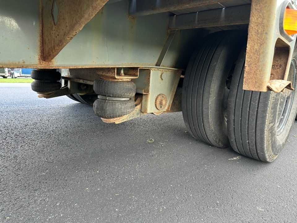 Used 2020 Diamond C FMAX 40' Straight Deck Gooseneck - Air Ride Suspension