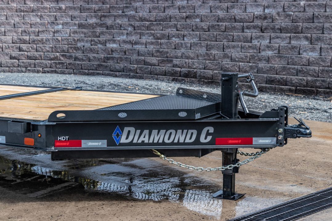 New Diamond C 20' Hydraulic Dampening Tilt (HDT207)