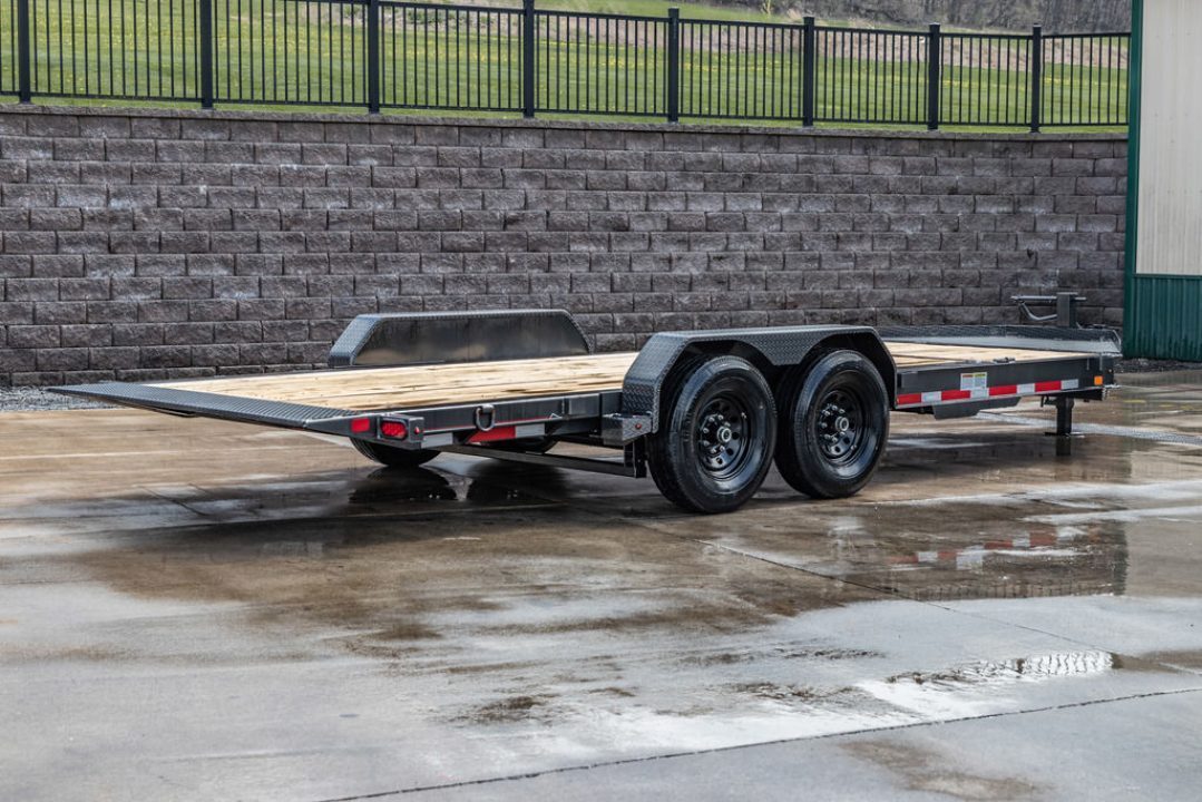 New Diamond C 20' Hydraulic Dampening Tilt (HDT207)